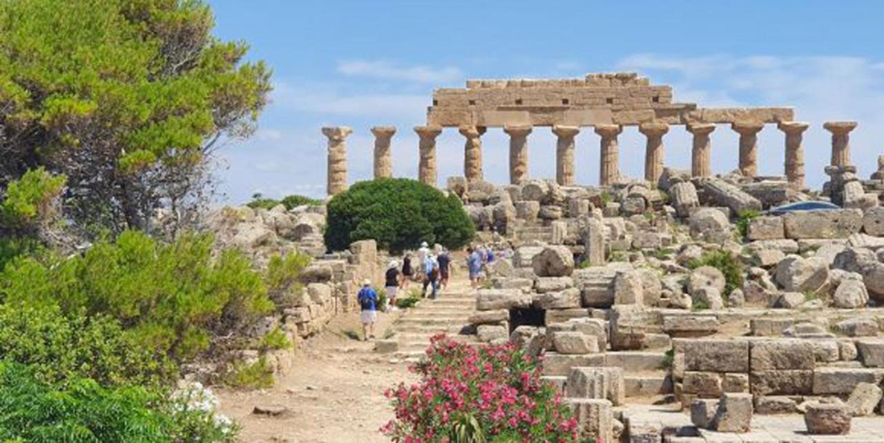 Segesta - Dream Room Salemi Bagian luar foto